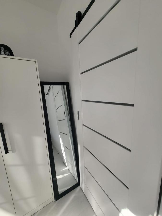 Przytulny Z Kominkiem Przy Jeziorze Apartment Borne Sulinowo